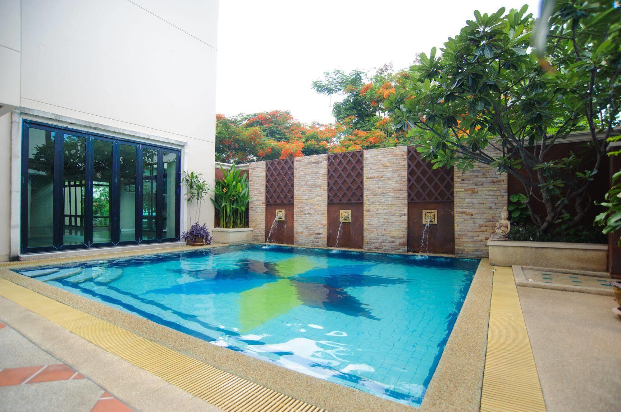 โรงแรมไดมอนด์ซิตี้เพลส Pattaya ภายนอก รูปภาพ